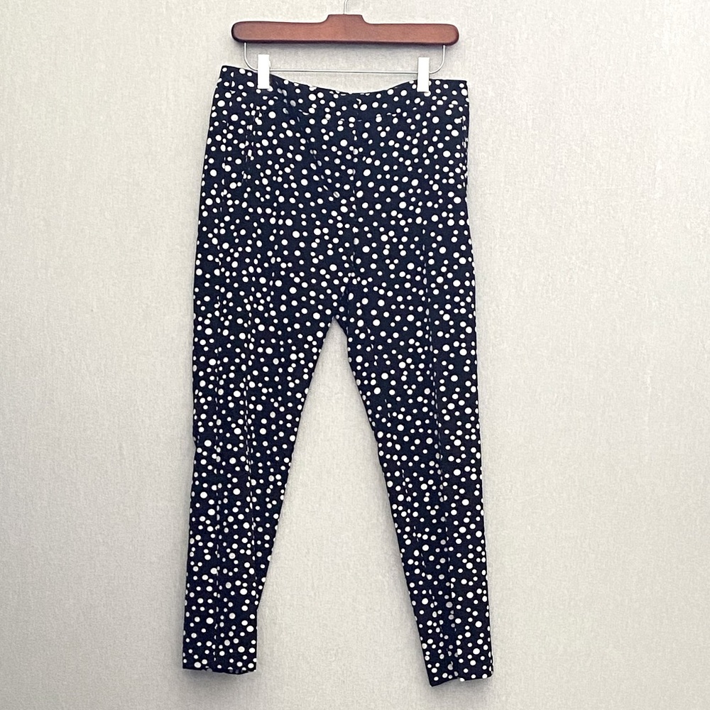 ADRIANNA PAPELL Polka Dot Capris - NWT